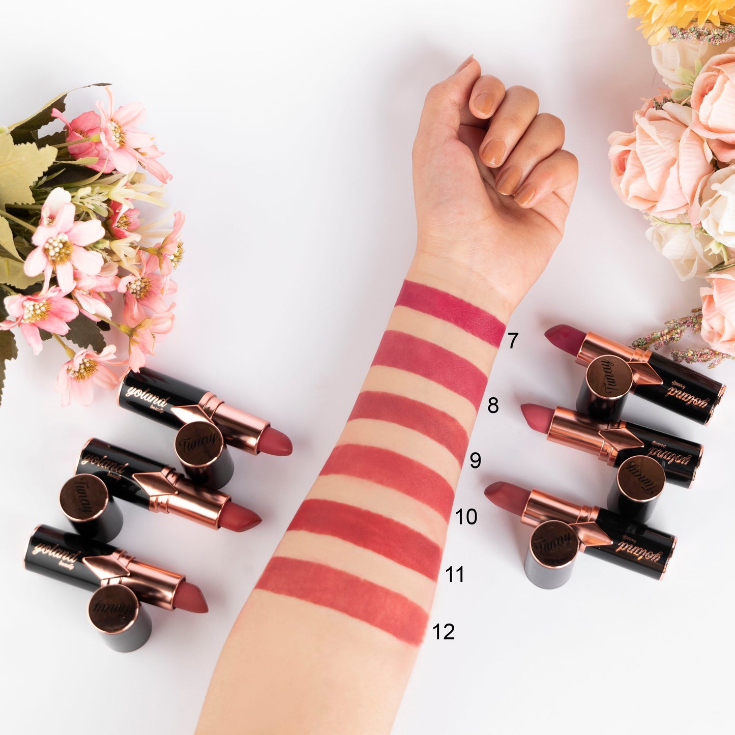 Lipstick (Yolland Beauty Creamy Matte Rouge)
